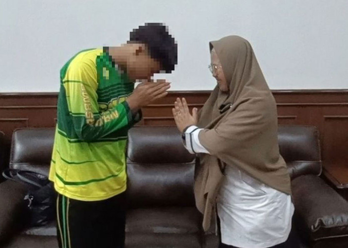 Kepala SMAN 1 Cimarga Sempat Dipolisikan Berakhir Damai, Kini Dapat Hadiah Umrah 