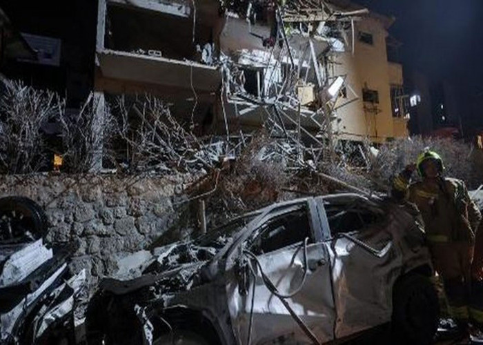 Israel Klaim Berhasil Cegat Sebagian Rudal Iran 