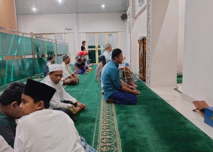 Ba'da Maghrib, Takbir Berkumandang di Palembang