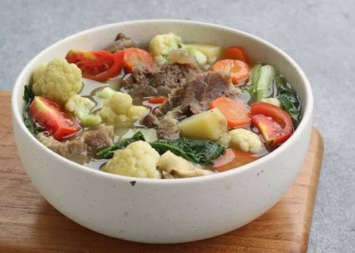 6 Rekomendasi Menu Berkuah Tanpa Santan buat Sahur dan Resepnya