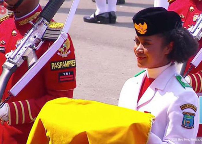 Lilly Wenda Pembawa Baki Bendera Upacara HUT Kemerdekaan RI 2023, ini Profilnya