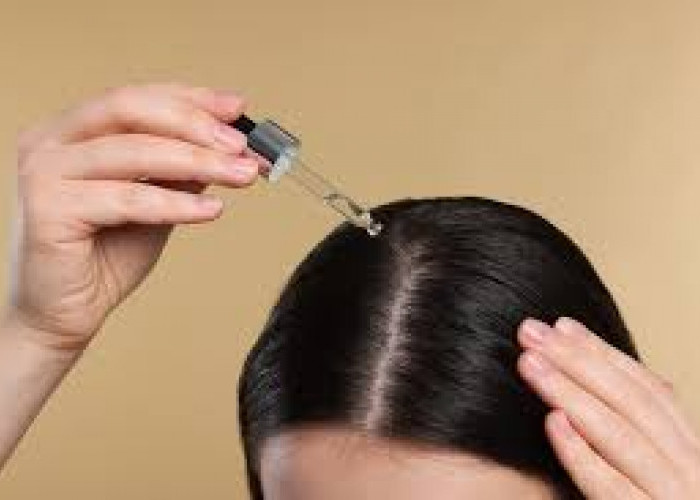 4 Rekomendasi Serum Penumbuh Rambut yang Ampuh dan Terbaik  