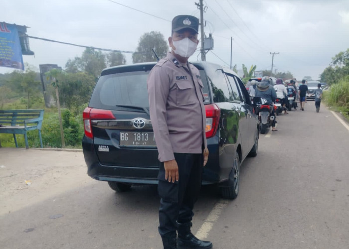 Lebaran ! Peziarah Kubur  di TPU Talang Peramuan Pemulutan  Ogan Ilir Ramai dan Lancar