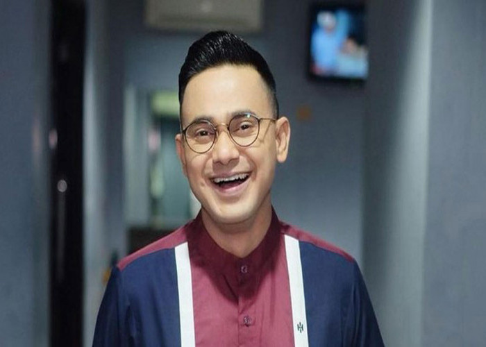 Wakil Bupati ini Masih Terima Job di Dunia Hiburan
