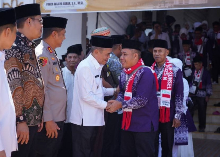 Wabup Ogan Ilir Lepas 267 JCH, Doakan Terpenuhi Seluruh Rukun Hajinya