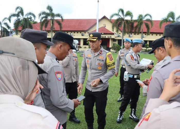 Wakapolres  Ogan Ilir Cek Kehadiran Personel dan Optimalisasi Medsos Kepolisian