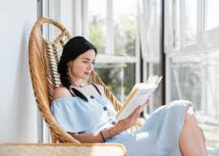 Inilah 4 Sifat Baik Orang Pendiam yang Lebih Banyak Mendengarkan daripada Berbicara