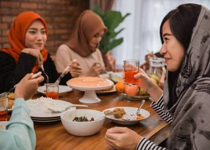 Inilah Manfaat Minum Teh Saat Sahur dan Berbuka Puasa