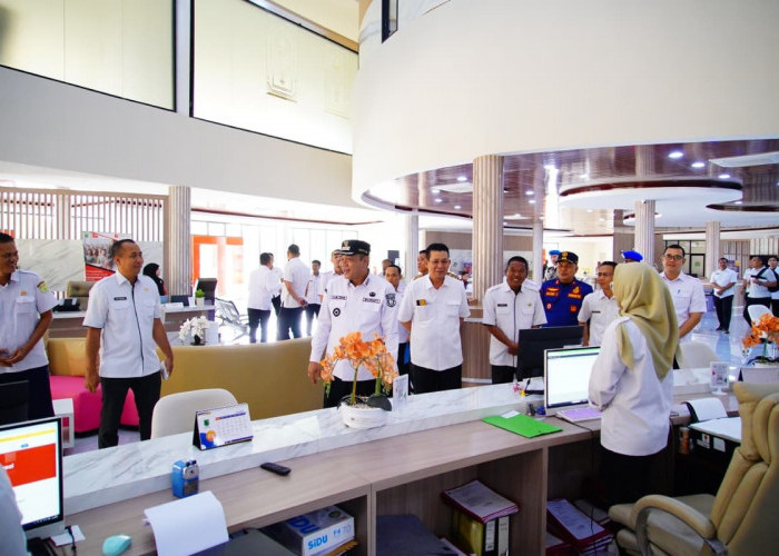 Hari Pertama Masuk Kerja PascaLibur, Bupati Muba Lakukan Sidak