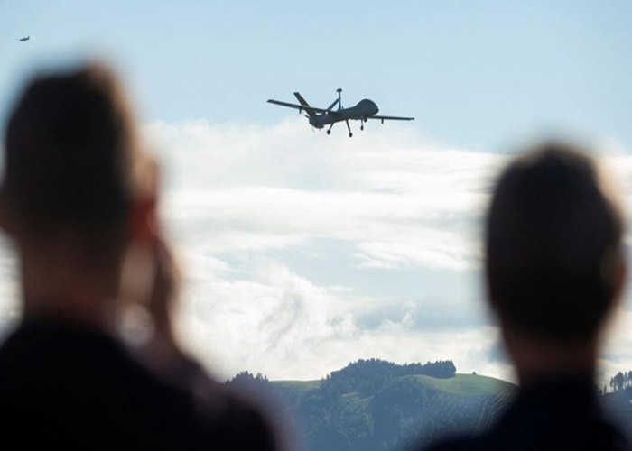 Drone Canggih Hermes Ditembak Jatuh di Atas Langit Teheran