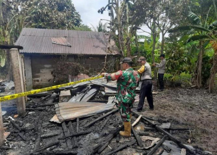 Rumah Kosong  Terbakar, Pemiliknya Sudah Wafat