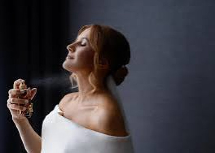 6 Rekomendasi Aroma Parfum yang Bikin Kamu Segar Saat Cuaca Panas