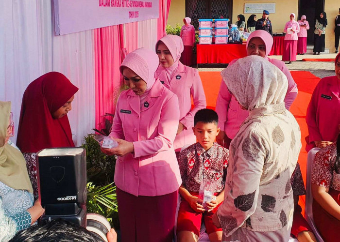 Peduli Kesehatan Mata Anak, Rumkit Bhayangkara dan Yayasan Kemala Bhayangkari Sumsel Gelar Bhaktikes.