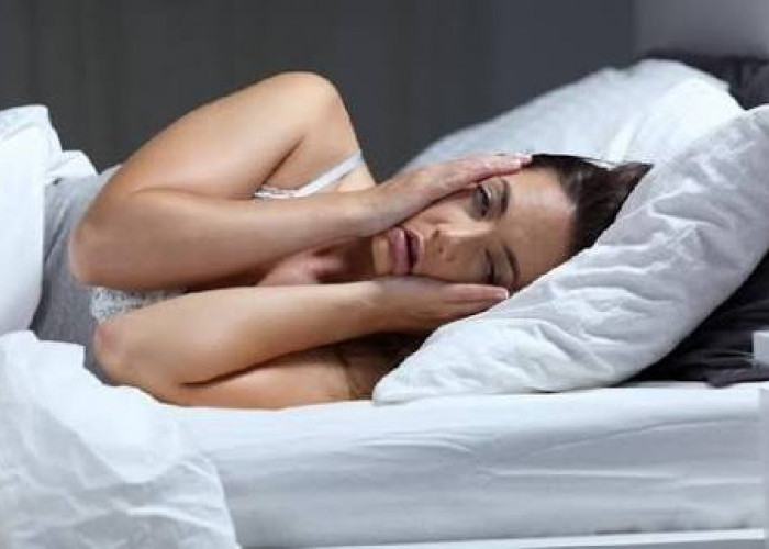 Simak! Ini 7 Penyebab Tubuh Lelah tapi Sulit Tidur dan Cara Mengatasinya