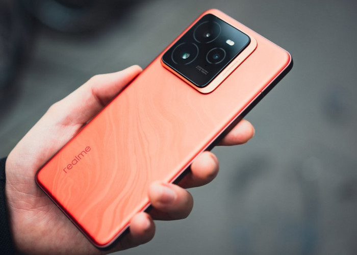 Realme GT7 Pro : Disupport Baterai 6.500 mAh dengan Fast Charging 120 Watt