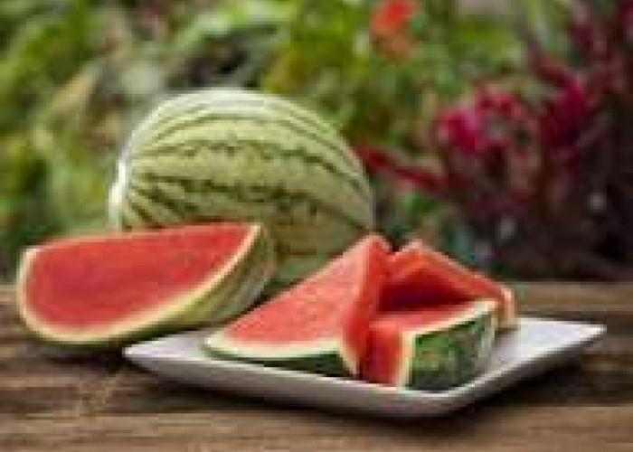 Begini Cara Memilih Buah Semangka yang Manis