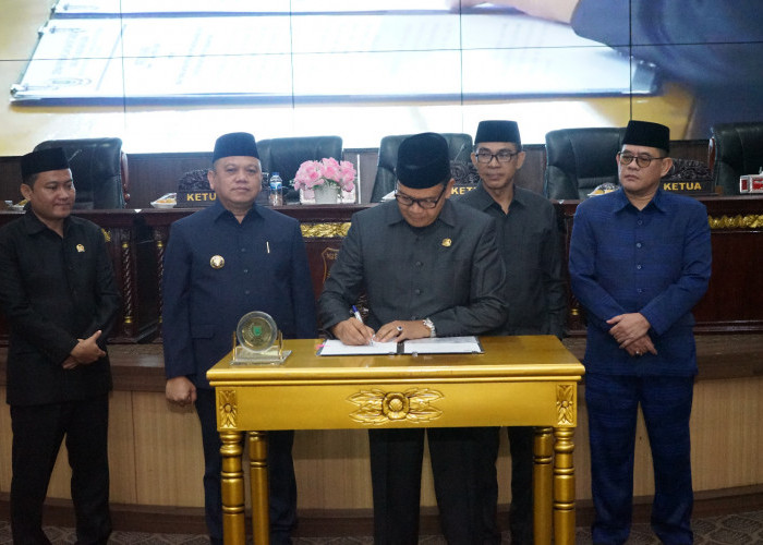 Sampaikan LKPJ 2024 di Rapat Paripurna DPRD, Pj Bupati Muba Pamitan