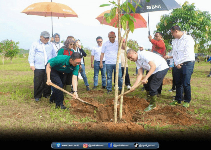 Unsri-BNI Hijaukan Kampus Indralaya dengan Pohon Buah di Taman Firdaus