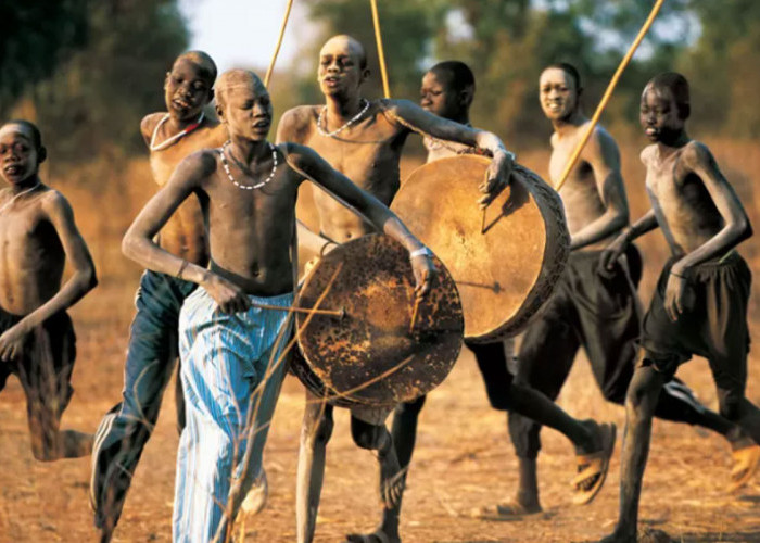 Suku Dinka Memiliki Postur Tertinggi di Dunia, ini 5 Ciri Khasnya