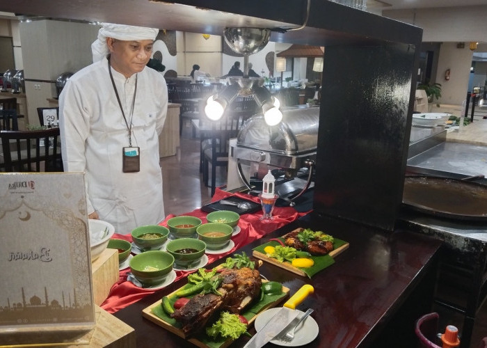 Berbuka Puasa di Grand Daira Palembang Hotel, Menu-Suasana Arab Tersaji