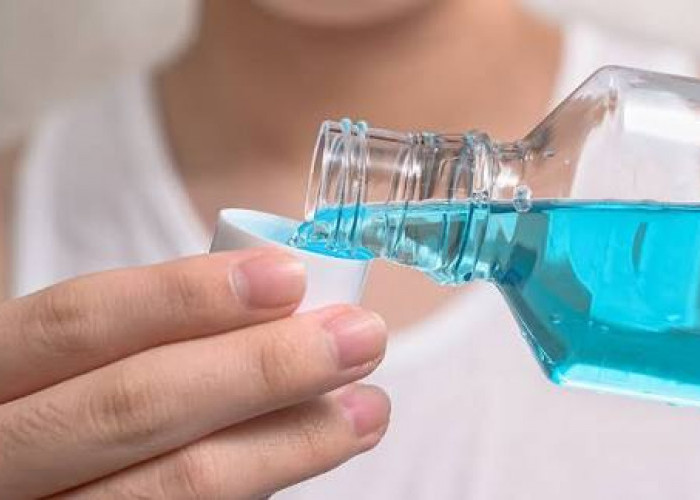 Simak! Inilah 6 Kebiasaan yang Salah Menggunakan Mouthwash