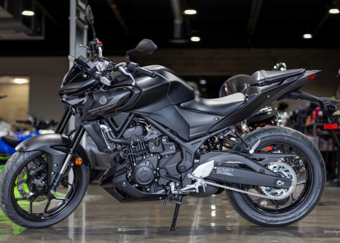 Yamaha MT 03 Dark Blast, Motor Sport yang Bisa Tembus Dalam Gelap