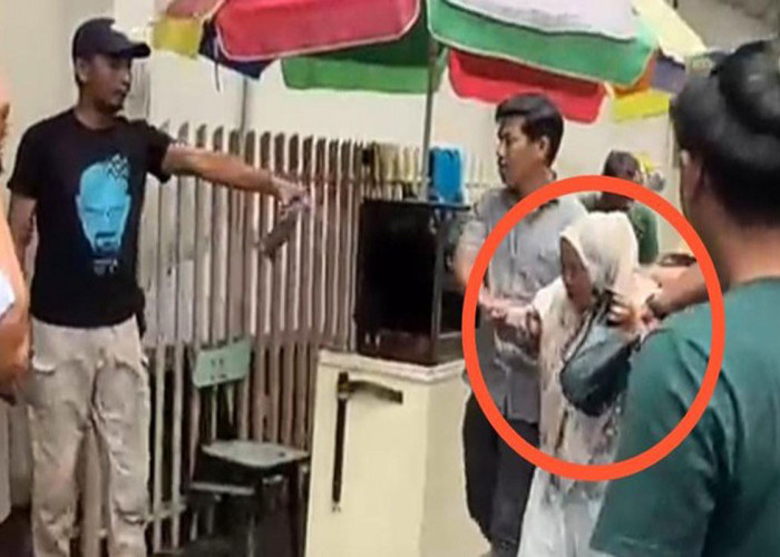 Usai Bakar Toko Emas, Emak-Emak di Makassar Gondol Perhiasan Senilai Rp2 Miliar