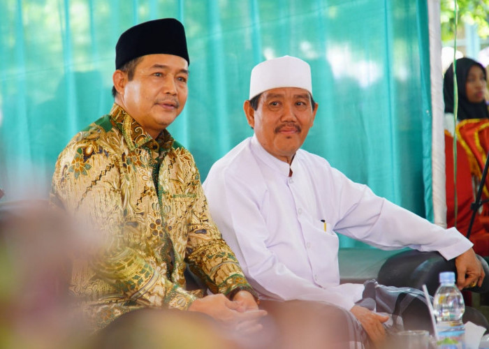 Wabup Rohman Hadiri Haflah dan Haul di Ponpes Al-Falah Babat Supat