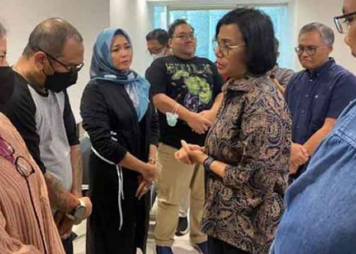 Menteri Keuangan Sri Mulyani Jenguk Kondisi Cristalino David Ozora di RS Mayapada Usai Kunjungan ke Bangalore 