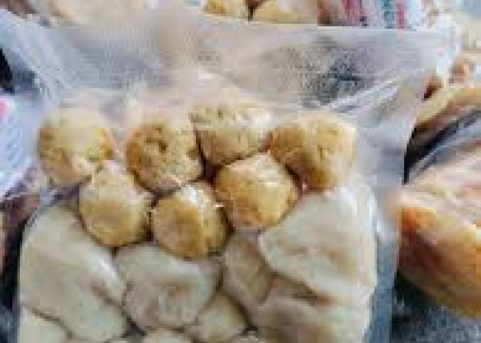 Begini Cara Merebus Pempek Frozen agar Teksturnya Tetap Kenyal dan Lezat