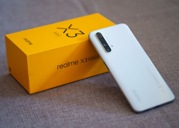 Realme X3: HP Flagship yang Tawarkan Refresh Rate 120Hz dengan Kamera Superzoom 