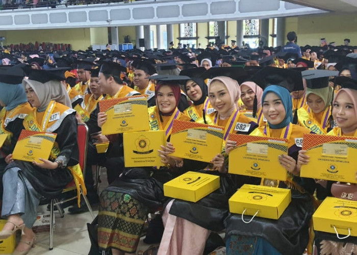 Unsri Lahirkan Sarjana Baru 1346 Orang, Lebih Separuh Sandang Pujian