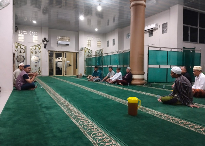 Kurban 6 Sapi, Panitia Masjid Nurul Islam VG 4 Palembang Bahas Distribusi Daging