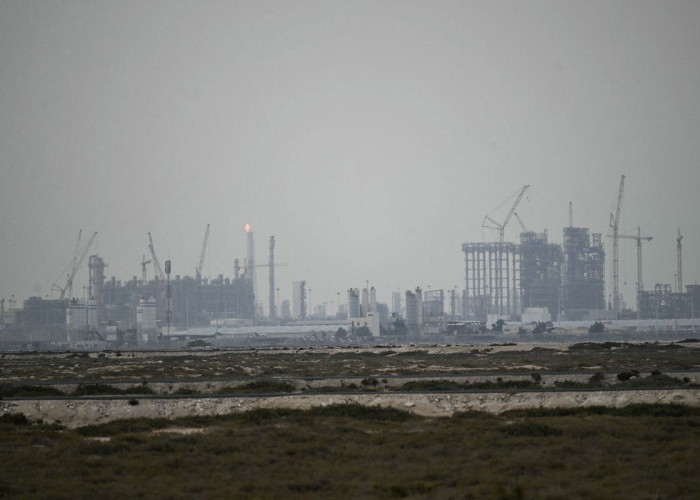 Serangan Iran Menyasar Pusat Gas Terbesar Dunia di Qatar