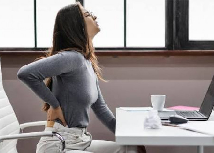 Begini Cara Mengatasi Pegal Setelah Duduk Terlalu Lama