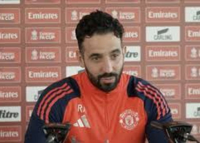 Man United vs Brentford : 4-3, Amorim Fokus Liga Europa