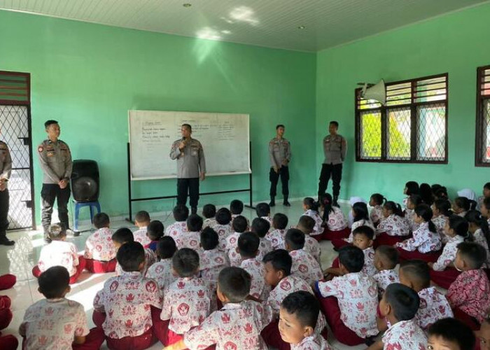 Program Polisi Berayau Polres Muratara Kunjungi SDN Karang Waru, ini Kata Muridnya