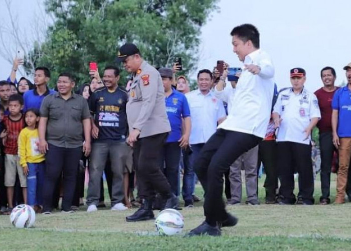 Bupati Panca Buka Turnamen Sepak Bola “Rengas CUP I” Tahun 2023.            