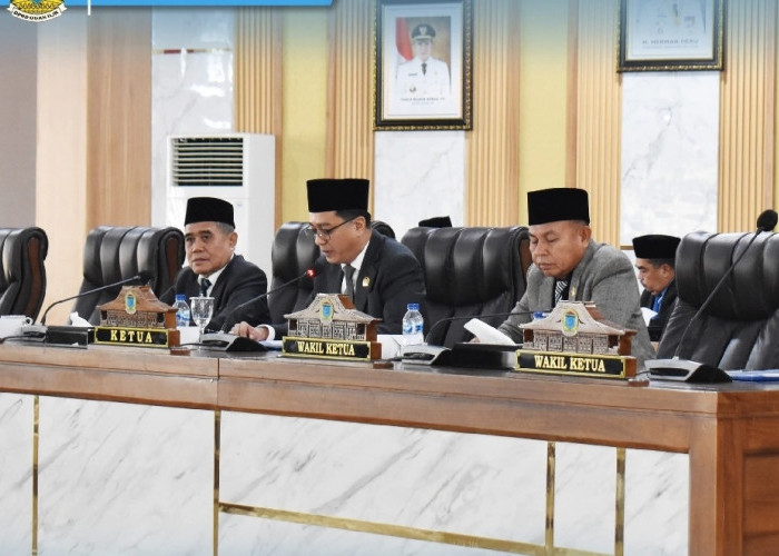 Wabup Ogan Ilir  Sampaikan Jawaban di Sidang DPRD  Ogan Ilir, Soal Raperda LPJP