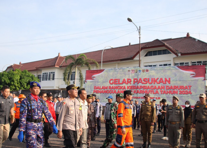 Pimpin Apel Kesiapsiagaan Pencegahan Karhutla, Pj Bupati OKI Inspeksi Personel Manggala Agni 