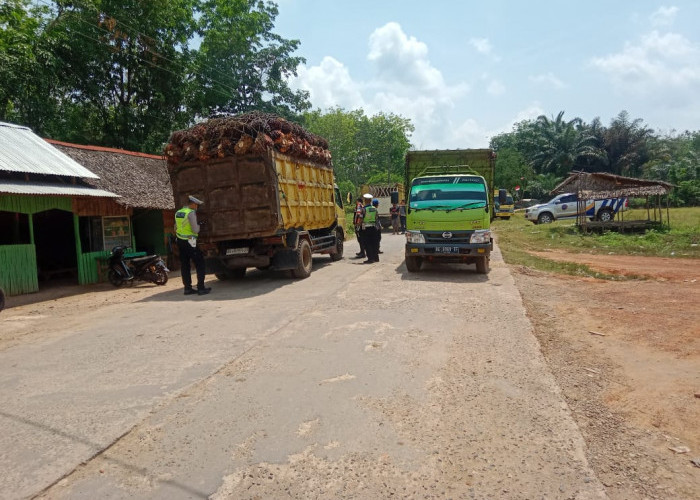 Banyak Truk yang Over Tonase, Dishub Banyuasin Gelar Razia Rahasia