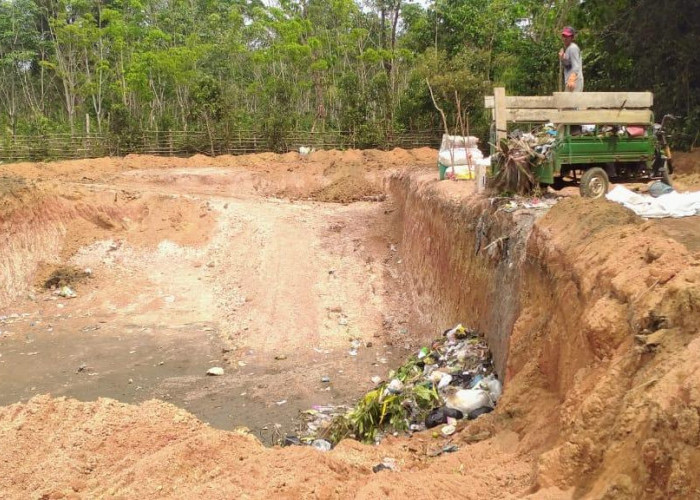 Warga Mempertanyakan, Aset Desa Bangun Jaya Ogan Ilir  Jadi TPA, Galian Tanah Di Jual