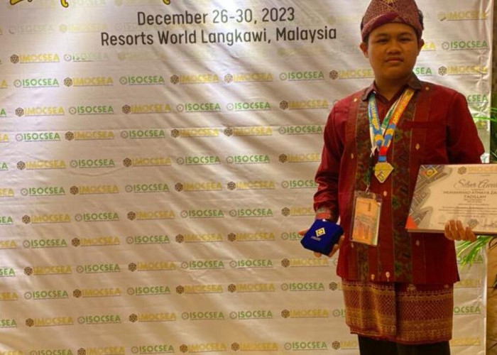 Siswa SMAN 6 Palembang Raih Perak Olimpiade Matematika ASEAN di Langkawi