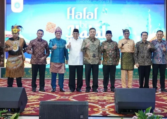 Bupati  Panca Hadiri Halal Bihalal IKA UI, Gelar Bakti Sosial ,Bukti Kontribusi Nyata