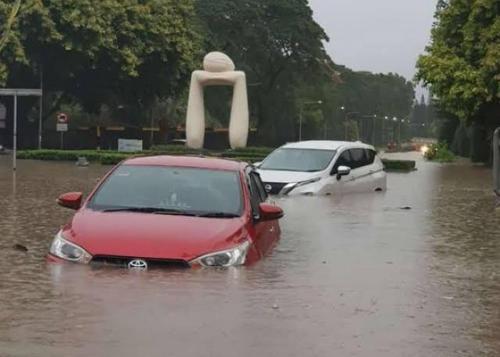 Cara Klaim Asuransi Mobil Mogok Akibat Banjir