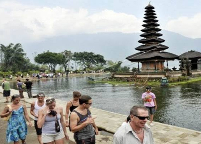 Turis ke Bali Malah Semakin Meningkat, Padahal Kebijakan Bebas Visa Kunjungan Indonesia Telah Dihentikan