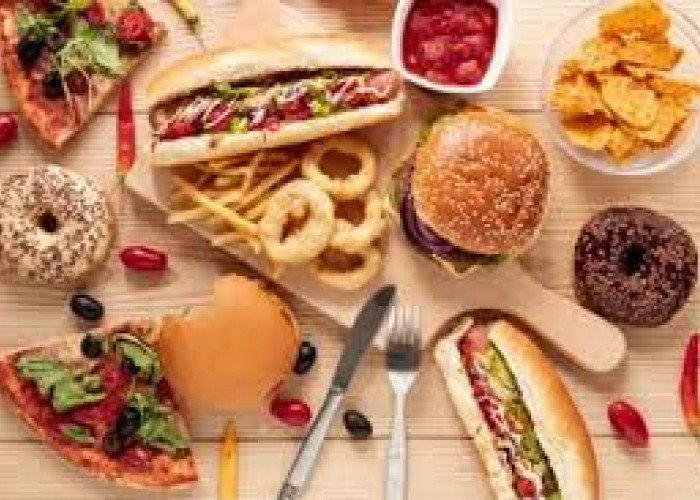 Simak! Inilah Makanan yang harus dihindari saat bersantap siang
