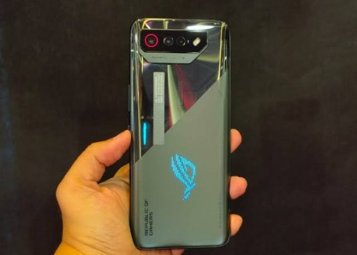 Ini Spesifikasi dan Harga Asus ROG Phone 7, Desain Atraktif dengan Lampu RGB Chipset Snapdragon 8 Gen 2