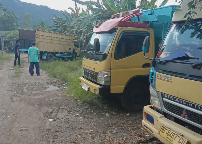 Sopir Truck Ngeluh Sulit Dapatkan BBM Jenis Solar di Lubuk Linggau 