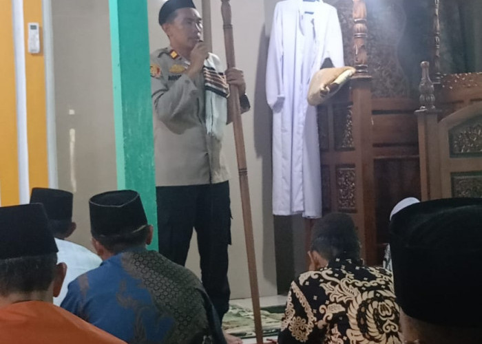 Kapolsek Rantau Alai Jadi Bilal, Ini Pesannya Saat Lakukan Safari Jumat